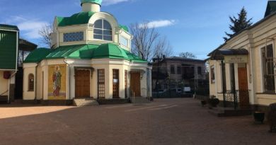 Экскурсии в Свято-троицкий женский монастырь из Прибрежного 2025